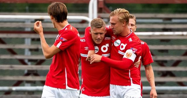 对外界的严 对外界的严