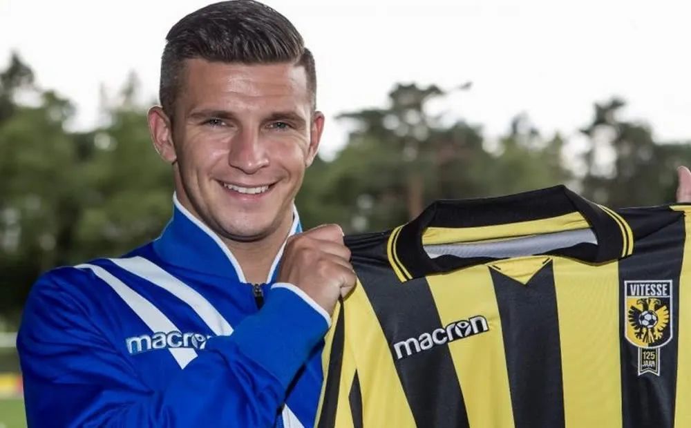 更是确保球 更是确保球