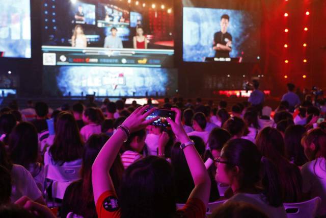 詹姆斯利用 詹姆斯利用